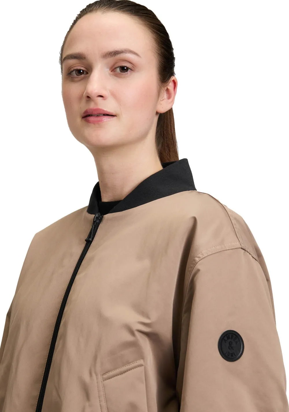 Blazers & Jasjes|Jassen>AMBER AND JUNE BOMBERJACK Beige