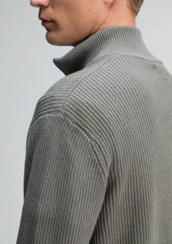 Truien><noscript><img width=