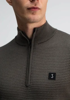 Truien><noscript><img width=