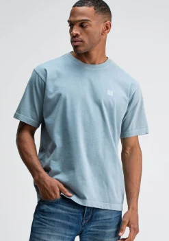 T-Shirts><noscript><img width=