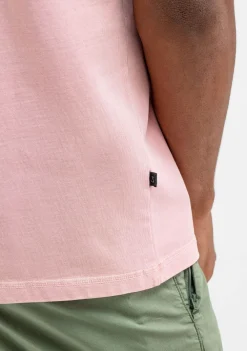 T-Shirts><noscript><img width=