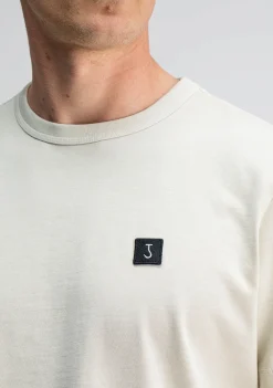 T-Shirts><noscript><img width=