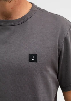 T-Shirts><noscript><img width=