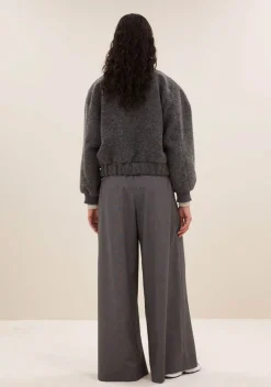 Blazers & Jasjes|Jassen><noscript><img width=