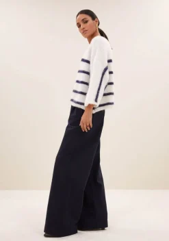 Truien><noscript><img width=