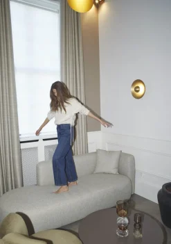 Truien><noscript><img width=