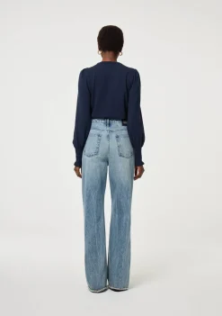 Truien><noscript><img width=