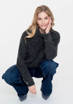 Truien><noscript><img width=