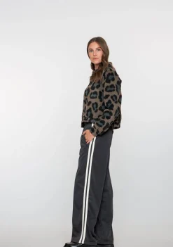 Broeken><noscript><img width=