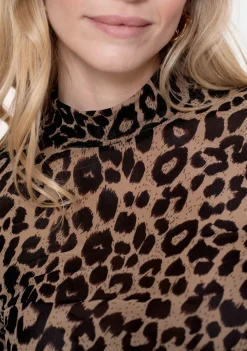 Shirts><noscript><img width=