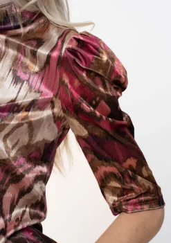 Shirts><noscript><img width=