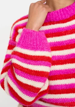 Truien><noscript><img width=