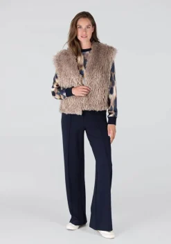 Shirts><noscript><img width=