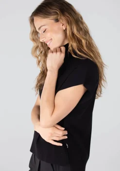 Truien><noscript><img width=