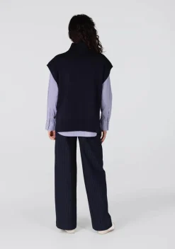 Truien><noscript><img width=