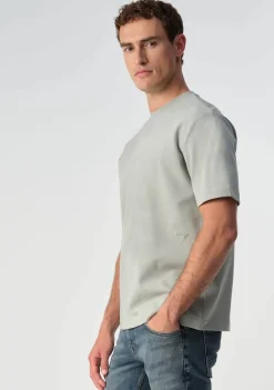 T-Shirts><noscript><img width=