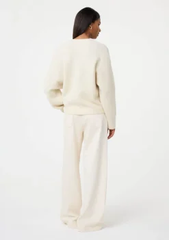 Truien><noscript><img width=