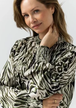 Blouses><noscript><img width=