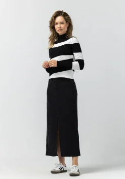 Shirts>LABEL DOT SHIRT Zwart