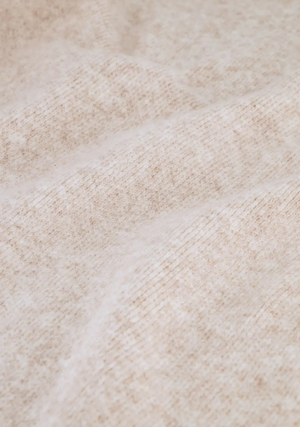 Truien>LAW OF THE SEA TRUI Off white