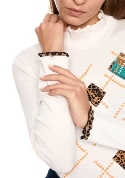 Shirts><noscript><img width=