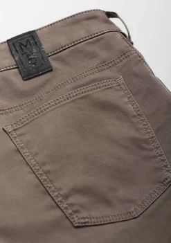 Broeken><noscript><img width=