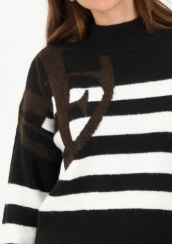 Truien><noscript><img width=