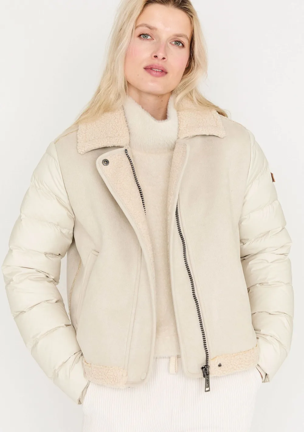 Jassen>MOSCOW JACK Beige