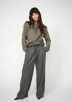 Sweaters|Truien><noscript><img width=