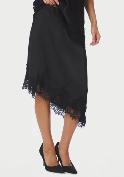 Rokken><noscript><img width=