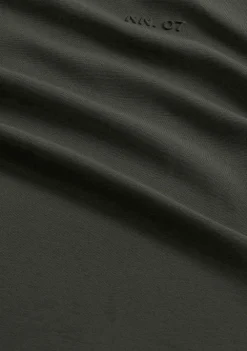 T-Shirts><noscript><img width=