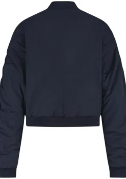 Blazers & Jasjes|Jassen><noscript><img width=