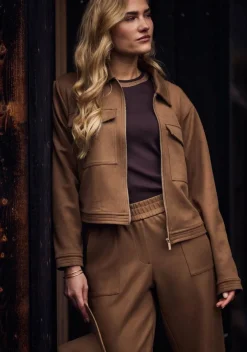 Shirts><noscript><img width=