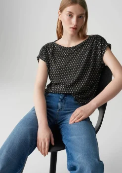 Shirts><noscript><img width=