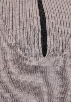 Truien><noscript><img width=