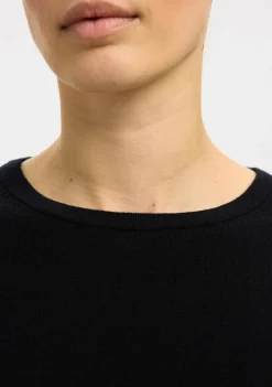 Truien><noscript><img width=