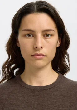 Truien><noscript><img width=