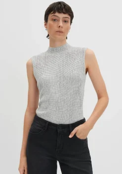 Shirts><noscript><img width=