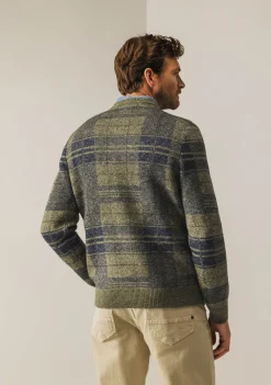 Truien><noscript><img width=