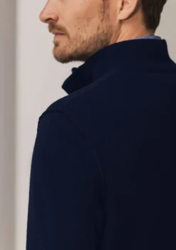 Truien><noscript><img width=