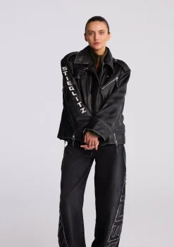 Blazers & Jasjes|Jassen><noscript><img width=