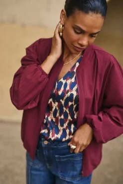 Blazers & Jasjes|Jassen><noscript><img width=