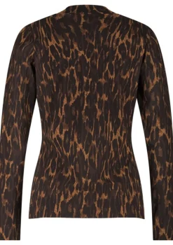 Shirts><noscript><img width=