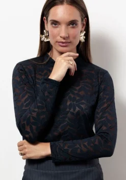 Shirts><noscript><img width=