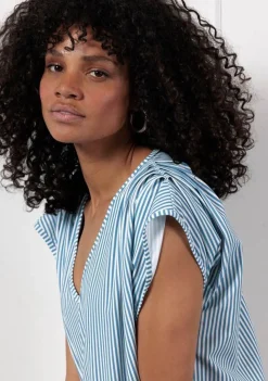 Shirts><noscript><img width=