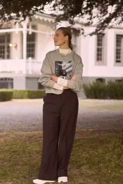 Sweaters|Truien><noscript><img width=