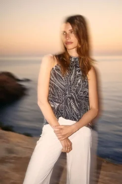 Shirts><noscript><img width=