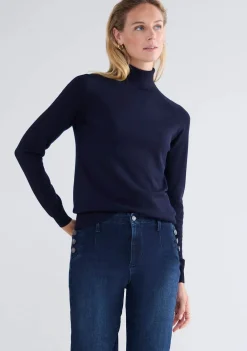 Shirts><noscript><img width=