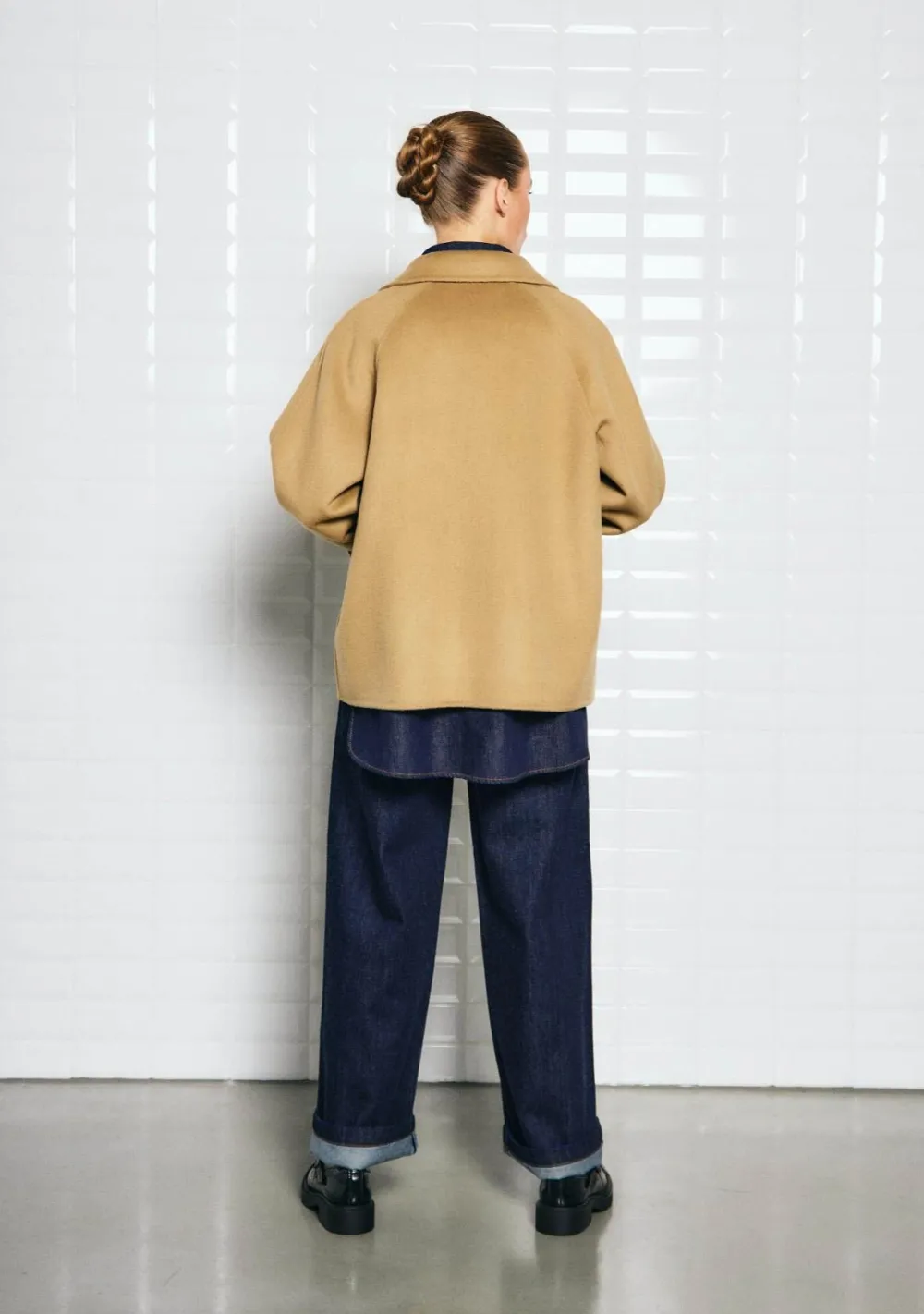 Winterjassen>WITH BLACK MANTEL Beige