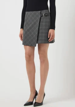 Rokken><noscript><img width=